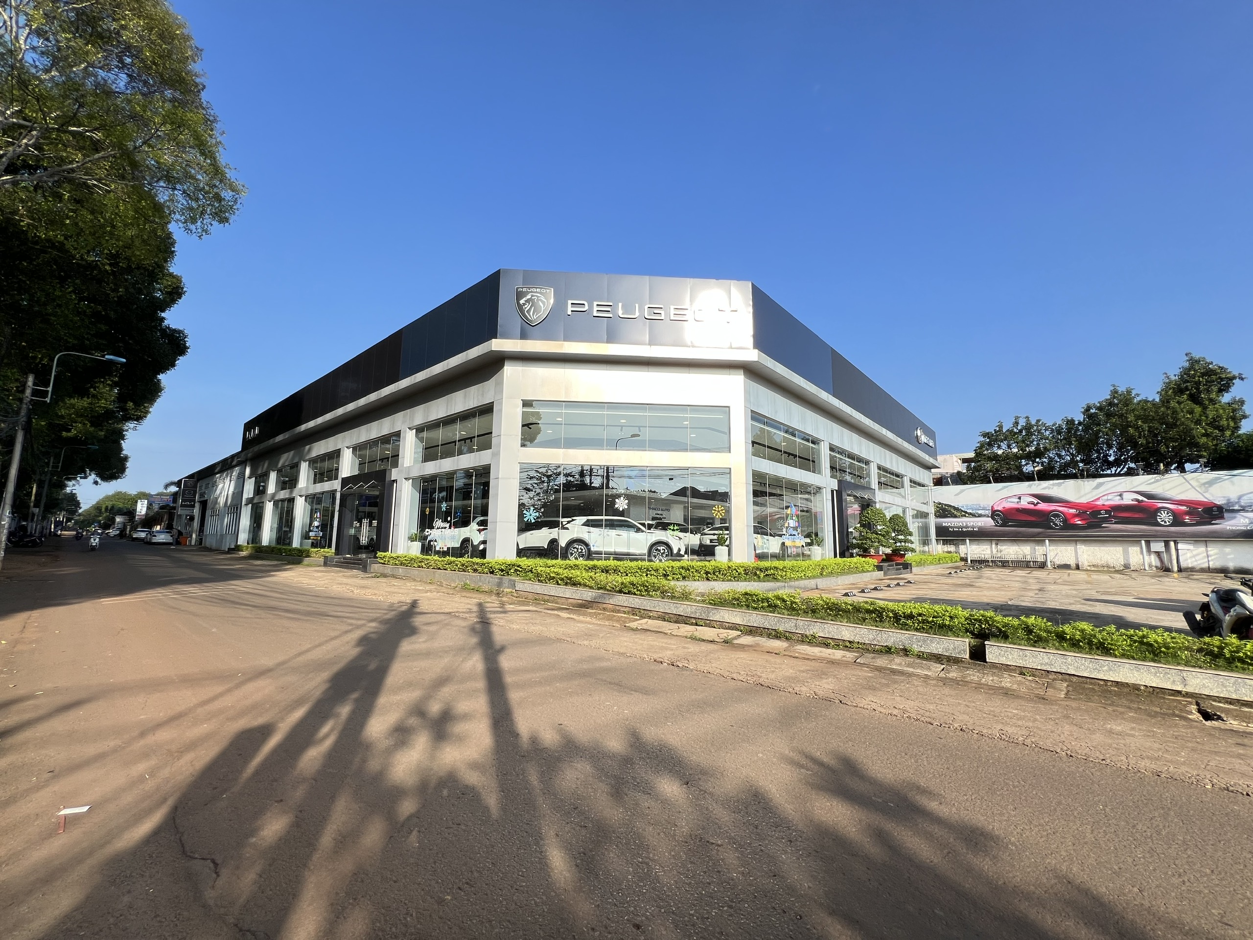 KIA, MAZDA, PEUGEOT Long Khánh